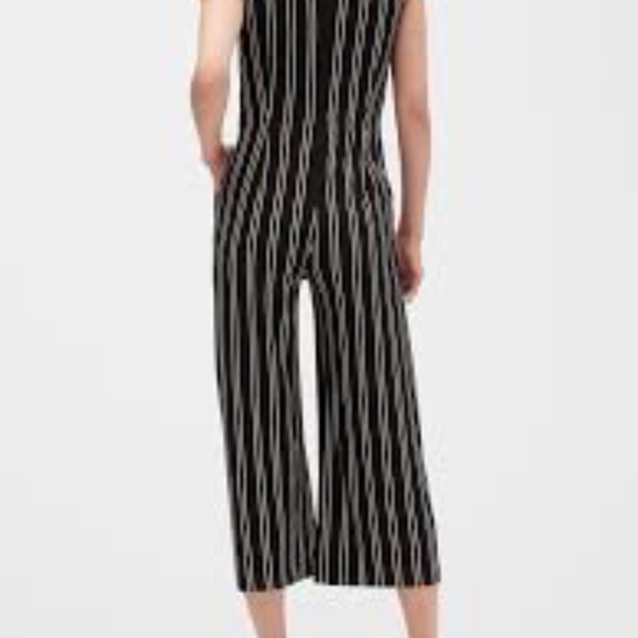 BANANA REPUBLIC Knit Crepe Stripe Jumpsuit - Picture 2 of 8